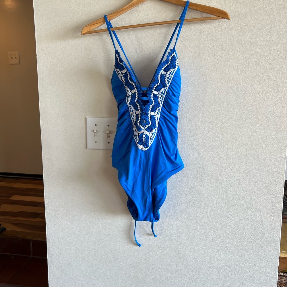 Becca Swimsuit - Medium